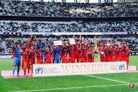 深圳新鹏城官方：俱乐部与于睿、姜至鹏完成正式续约