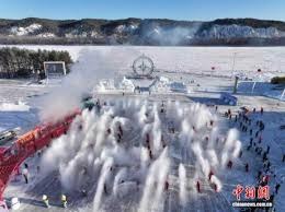 发生了什么？凤凰组合新年首秀 对手打了七分钟2-14落后退赛＂