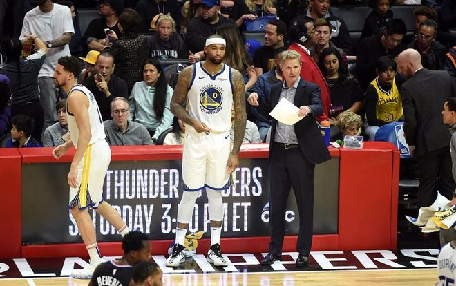 或在防守端 或在防守端